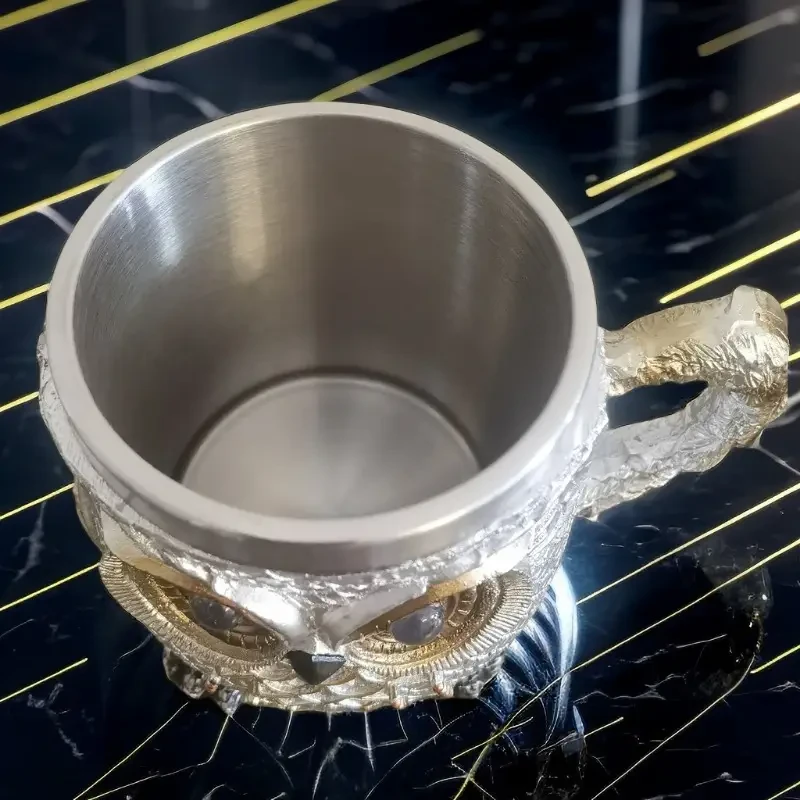 Taza de café de resina de acero inoxidable con búho tallado a mano