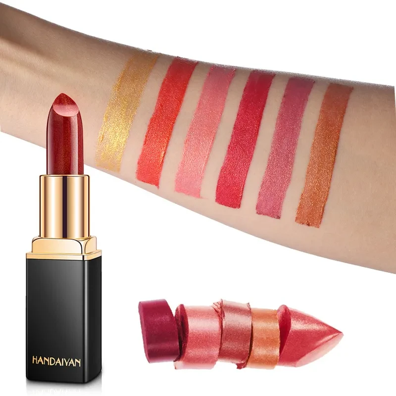 Lápiz labial metálico brillante color perlado
