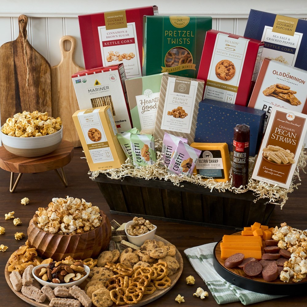 Cesta de regalo de aperitivos y chocolates - Deluxe