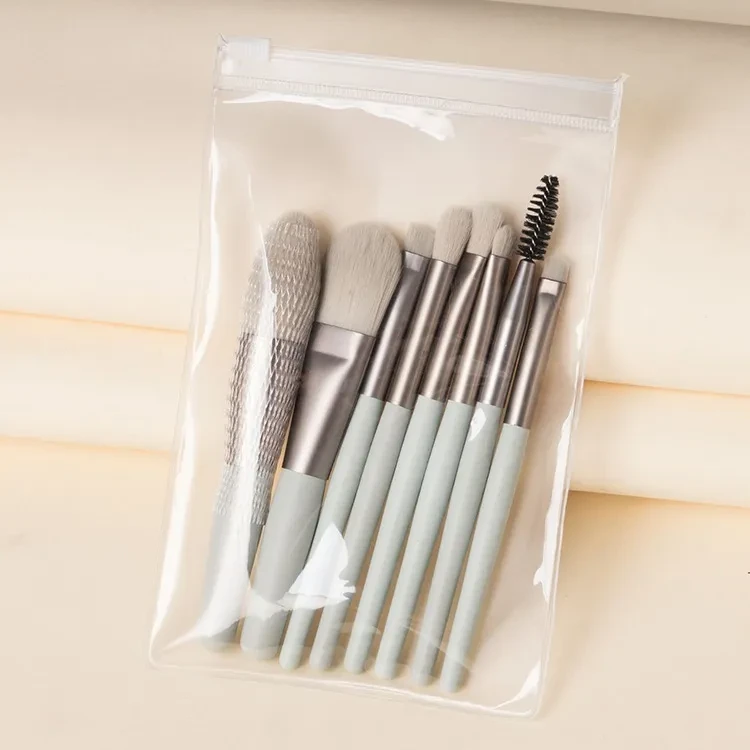 Juego portátil de 8 mini brochas de maquillaje