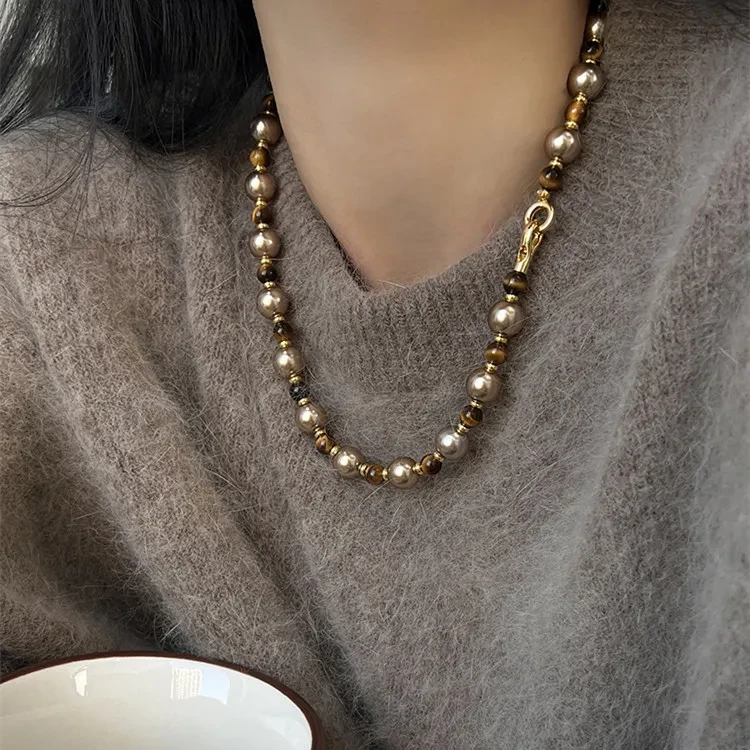Collar de perlas de ojo de tigre marrón para otoño e invierno, ligero, de lujo, con cadena de suéter, joyería de moda para mujer