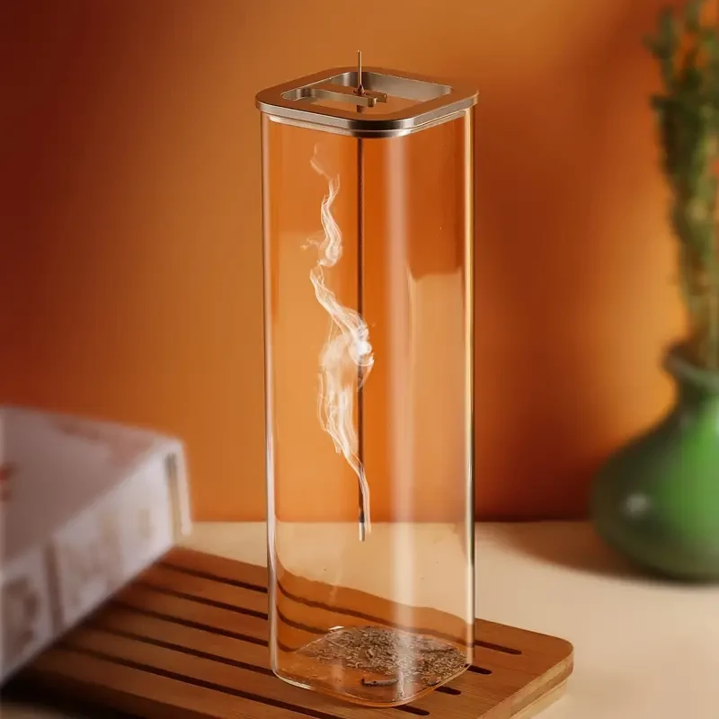 Porta incienso de vidrio con base de metal: ideal para meditación, yoga y decoración del hogar.