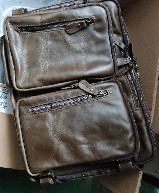 Bolso multifuncional de primera capa de cuero importado para hombre