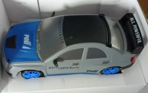 Coche teledirigido de derrape 2,4 GHz con tracción en las cuatro ruedas, modelo GTR AE86, juguete de carreras a control remoto, regalo de Navidad para niños.