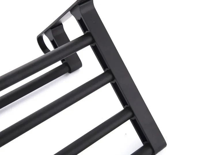 Toallero de baño de aluminio espacial negro mate montado en la pared