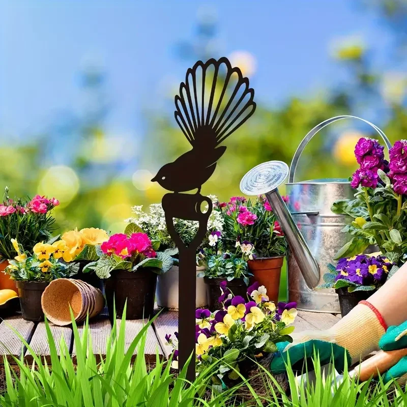 Encantadoras 3 estacas de metal para jardín con forma de familia de pájaros, para decoración de patio y césped al aire libre