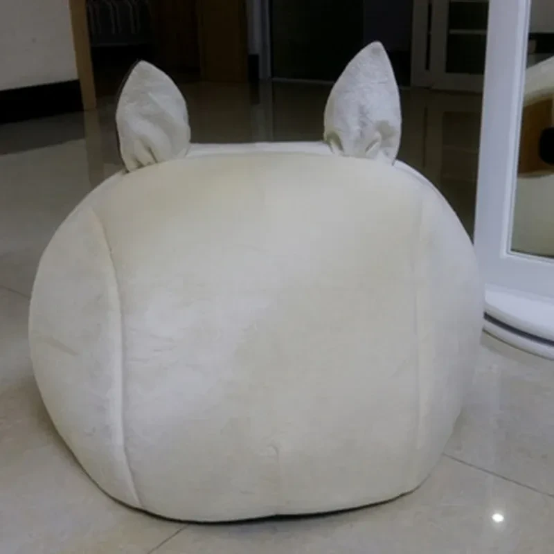 cama con forma de mascota