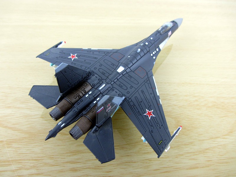 Modelo de avión de combate de la policía aérea terminado