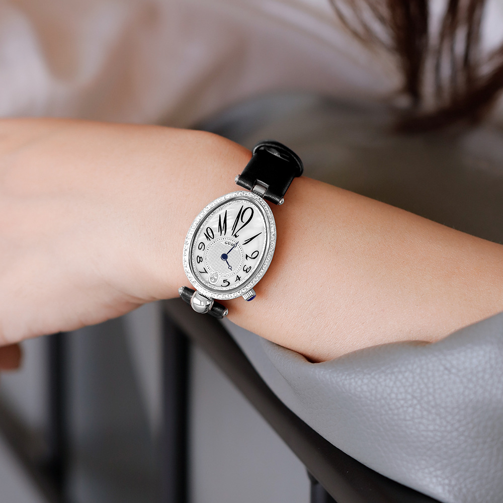 Reloj ovalado de estilo generoso, elegante y retro con forma de gota para mujer