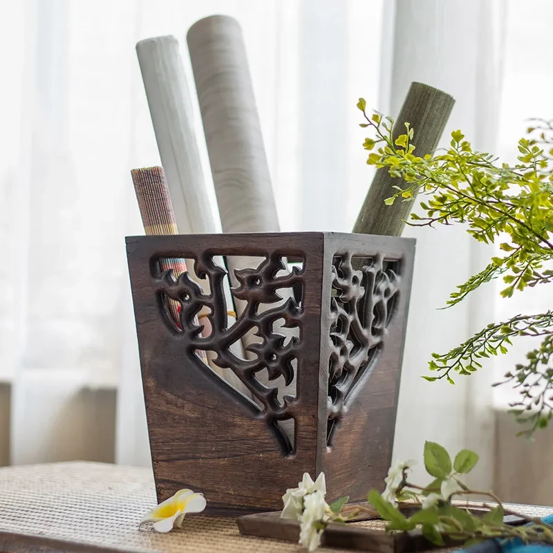 Cubo de basura de madera creativo retro