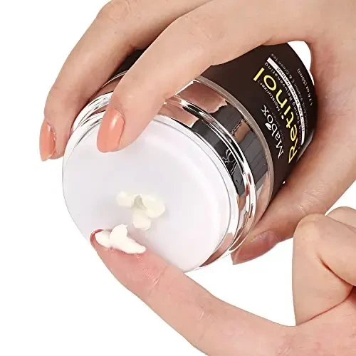 Crema hidratante con retinol para rostro y contorno de ojos, 50 ml. Con retinol, ácido hialurónico, vitamina E y té verde para combatir el envejecimiento. Crema facial. La mejor crema hidratante de día y de noche.