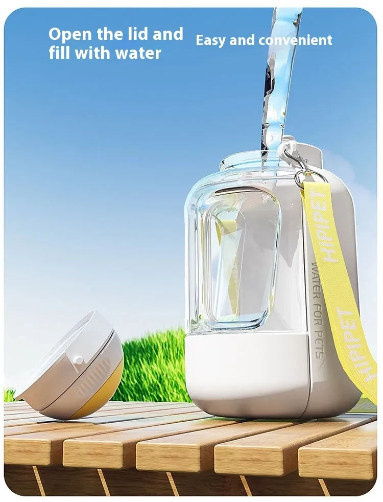 Perro de gran capacidad Mascotas al aire libre Bebiendo