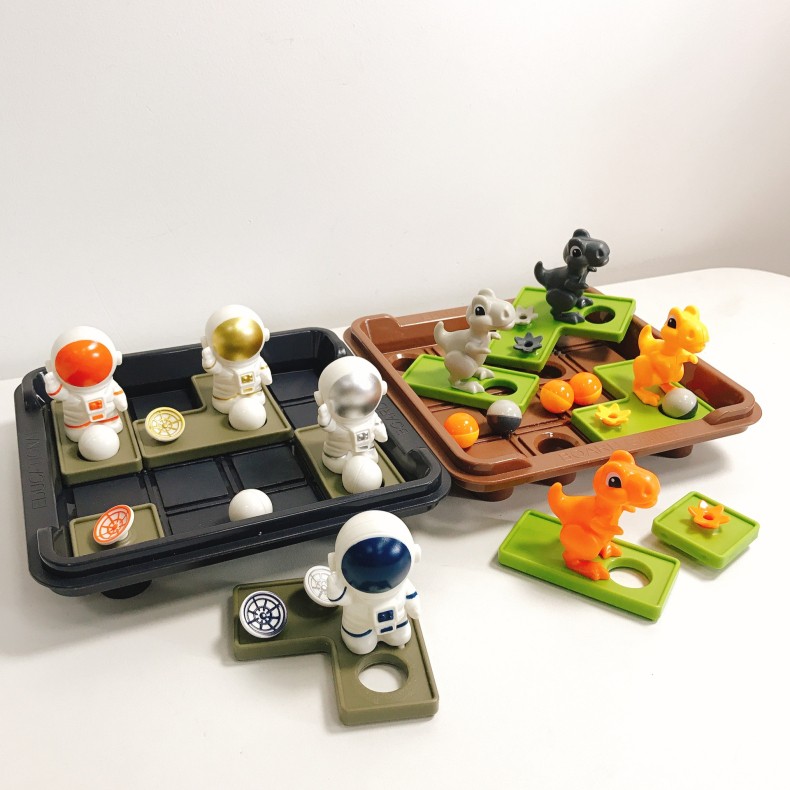 Juego de mesa infantil Dinosaur Board Astronaut Space Trek Liquidación Juego interactivo para padres e hijos