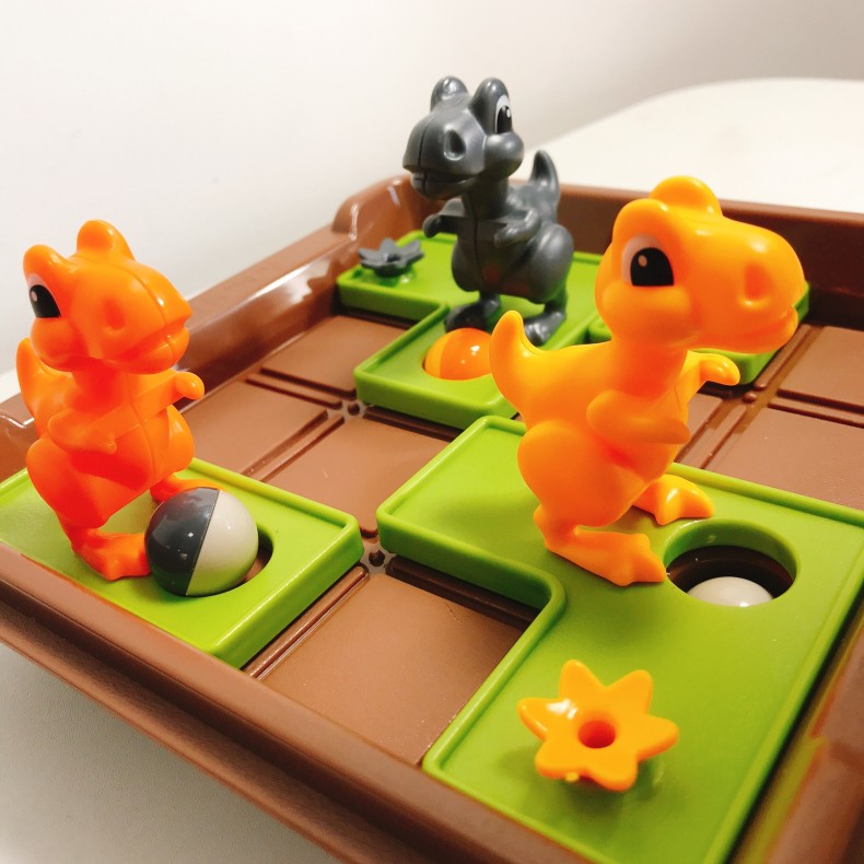 Juego de mesa infantil Dinosaur Board Astronaut Space Trek Liquidación Juego interactivo para padres e hijos