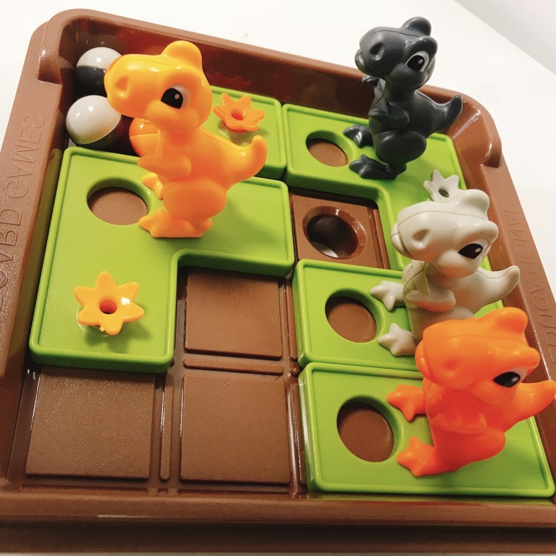 Juego de mesa infantil Dinosaur Board Astronaut Space Trek Liquidación Juego interactivo para padres e hijos