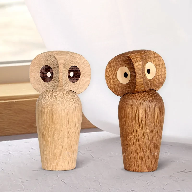 Finos muebles de marionetas para el hogar.