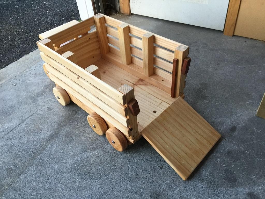 πΏπ³πΏ Ride in Stock Truck and Trailer Toy Set