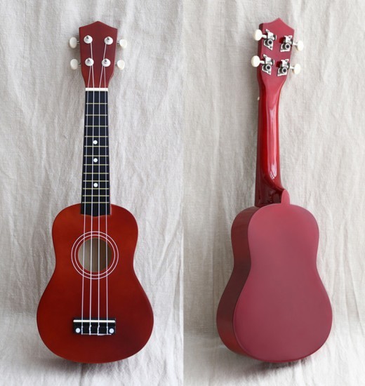 Guitarra infantil de madera