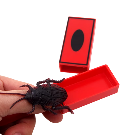 Trucos de magia divertidos de la cucaracha del terror