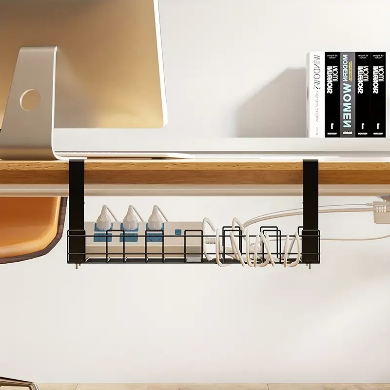 Rack de gestión de cables debajo del escritorio