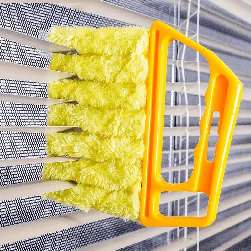 Cepillos de limpieza de ventanas lavables con microfibras para una fácil recogida de polvo y limpieza de persianas.