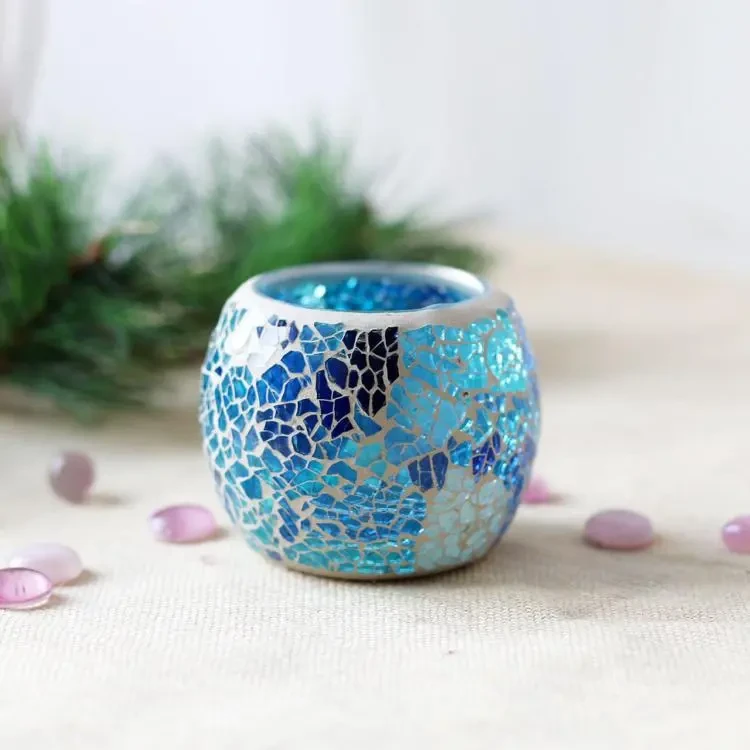 Candelabro de vidrio con mosaico para velas de té