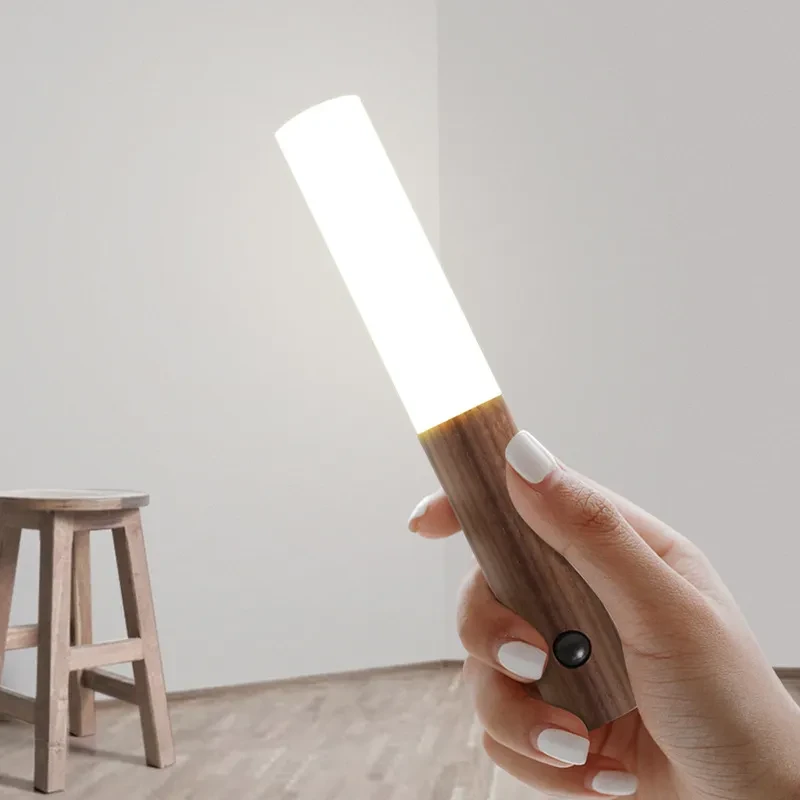 Luz nocturna inalámbrica magnética de madera con LED USB para coche