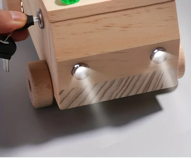 Tablero de actividades de madera con interruptor LED y destornillador: juguete de aprendizaje temprano para niños, actividad práctica, educativa y relajante.