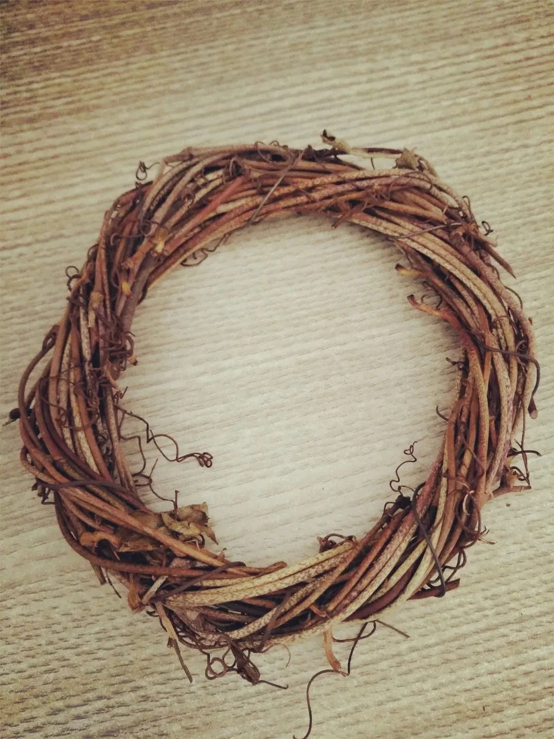 Corona de ratán natural para decoración del hogar
