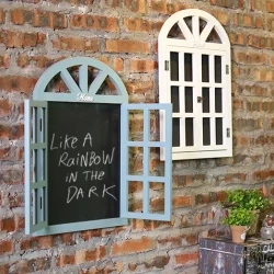Pizarra de madera para decoración de pared con ventana falsa