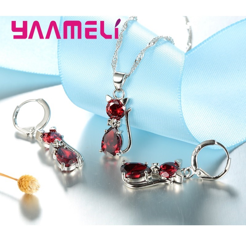 Conjunto de joyas de gato en plata de ley 925 con collar y pendientes de aro de cristal austriaco para mujeres y niñas.