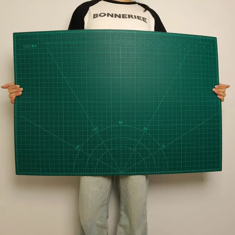 Tapete de corte verde A1 con escala - PVC seguro para la vista, almohadilla de grabado impermeable para manualidades y material de oficina