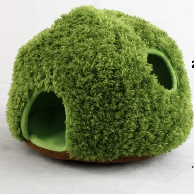 Lindos juguetes de peluche que chirrían y aprietan