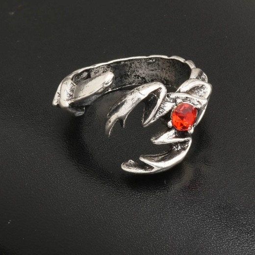 Anillo de escorpión de estilo hip hop retro