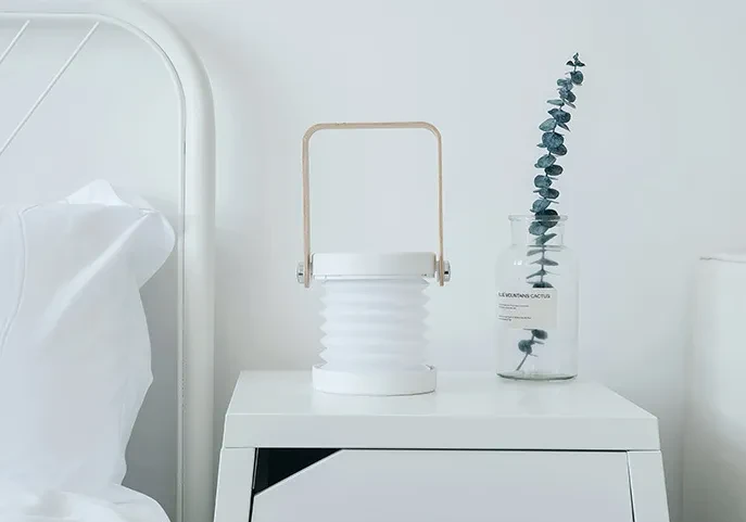 Luz nocturna LED de lectura regulable y táctil plegable