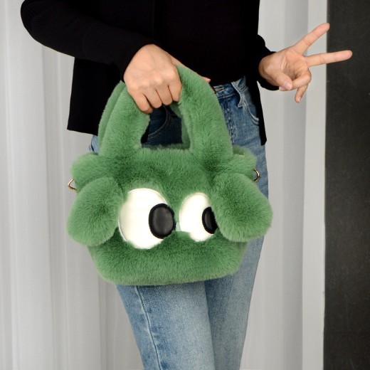 Bolsos de peluche con diseño de perro de ojos grandes de dibujos animados para mujer, bolsos de cadena de moda de invierno, bolso bandolera de diseñador personalizado.