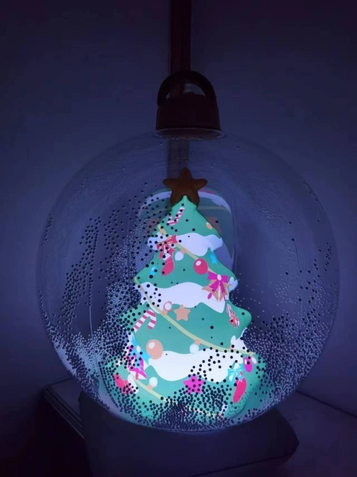 Manualidades colgantes de bolas navideñas inflables