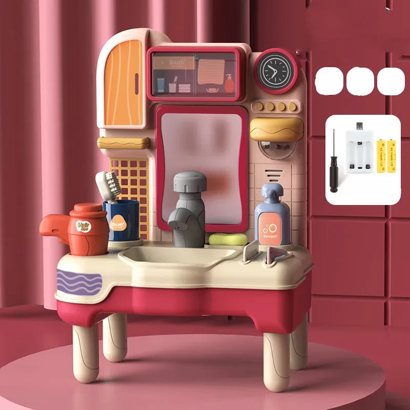 Conjunto de niña juega con juguetes de casa