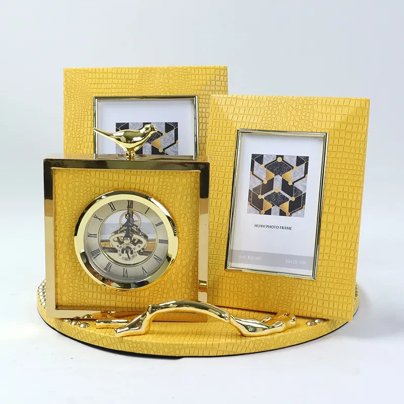 Nueva bandeja de cuero de estilo chino con marco de fotos y reloj de escritorio