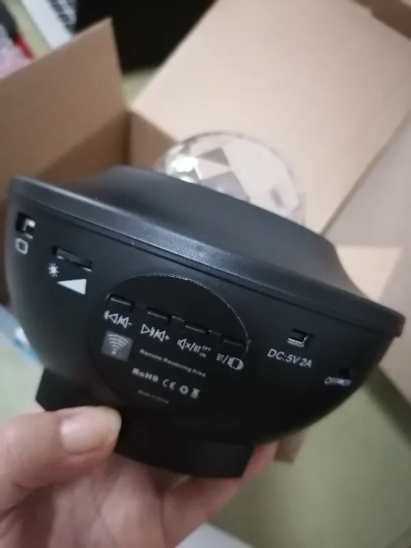 Reproductor de música con control USB y luz nocturna LED