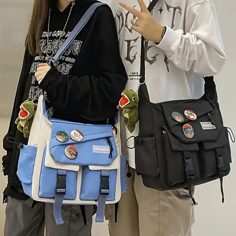 Bolso de hombro Voyager espacioso