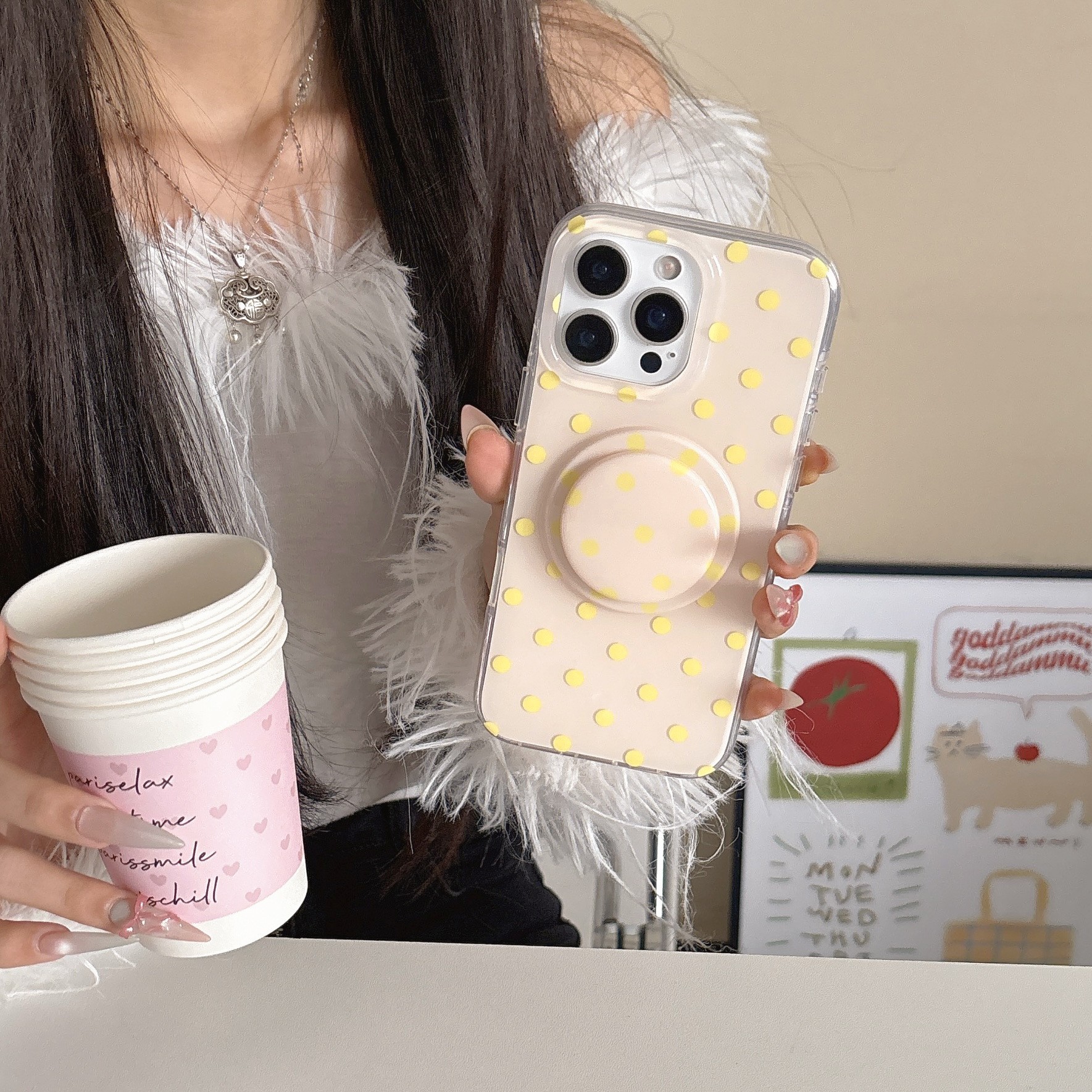 Polka Dot Phone Case Magnetic Bracket