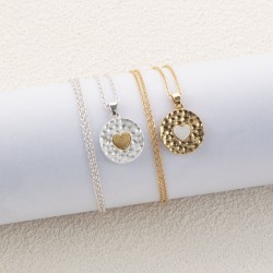 Women's Beating Pattern Shape Middle Inlaid Love Pendant Necklace