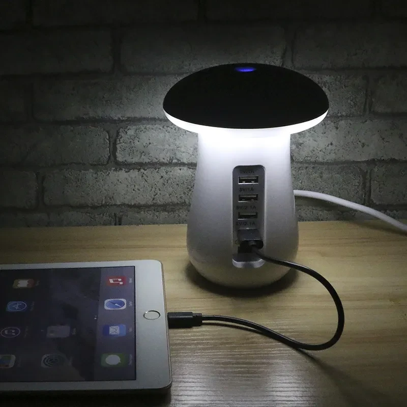 Portalámparas con forma de hongo y cargador USB