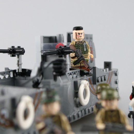 Bloques de construcción de maquetas militares de la nave de desembarco estadounidense Iron Empire