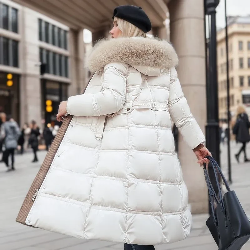 Chaqueta larga ajustada de invierno con capucha de piel y cinturón, abrigo de moda con capucha lisa, ropa cálida para mujer