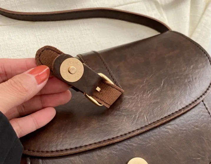 Bolso de hombro tipo sillín informal de moda para mujer