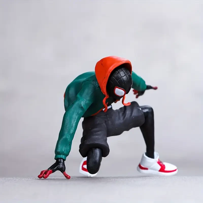Figura coleccionable de anime de Spider-Man: escultura de dos cabezas, decoración de PVC para escritorio y coche, verde/negro, regalo perfecto para gamers.