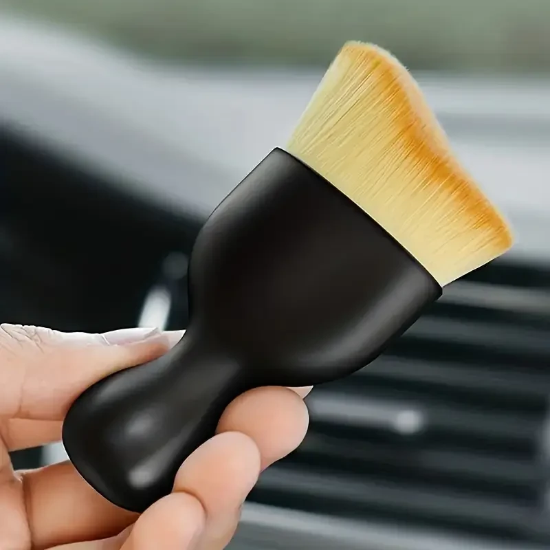 Cepillo suave y fácil de limpiar para el interior del coche, ideal para rejillas de ventilación - ABS duradero, diseño retro de videojuegos