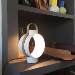 Lámpara de mesa moderna minimalista y creativa para sala de estar, dormitorio infantil nórdico, diseño artístico de estudio.
